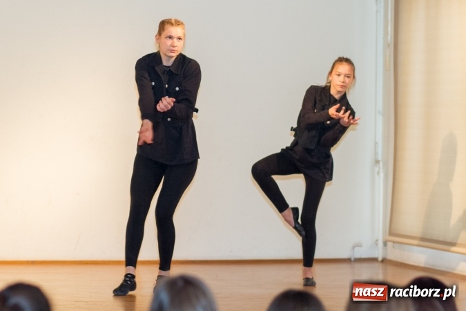 Zdjęcie w galerii na portalu naszraciborz.pl: Raciborskie You Can Dance w G5  wiadomości z regionu