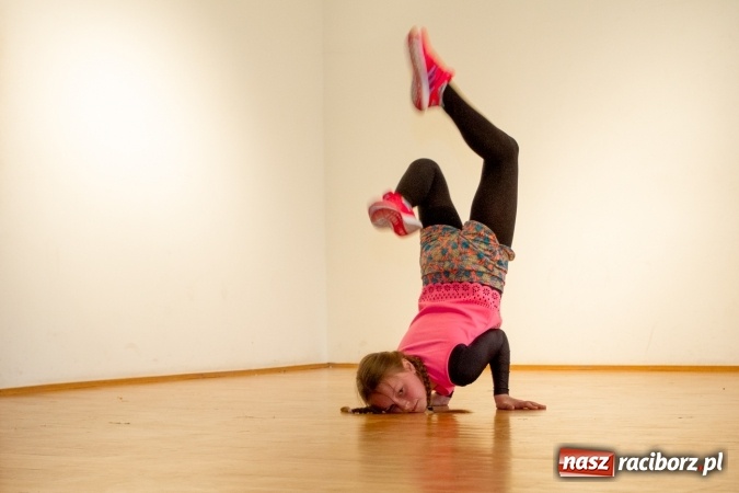 Zdjęcie w galerii na portalu naszraciborz.pl: Raciborskie You Can Dance w G5  wiadomości z regionu