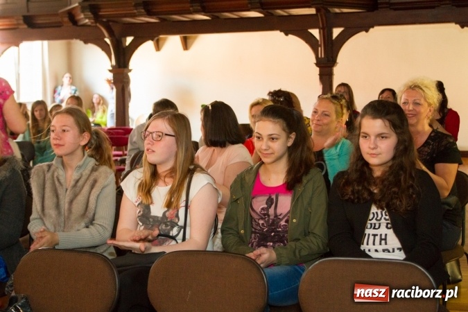 Zdjęcie w galerii na portalu naszraciborz.pl: Raciborskie You Can Dance w G5  wiadomości z regionu