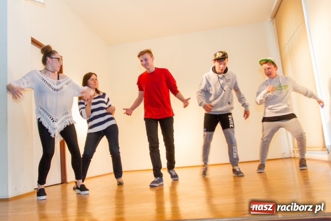 Zdjęcie w galerii na portalu naszraciborz.pl: Raciborskie You Can Dance w G5  wiadomości z regionu