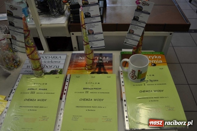 Zdjęcie w galerii na portalu naszraciborz.pl: Chemia wody atrakcyjna dla gimnazjalist&oacute;w wiadomości z regionu