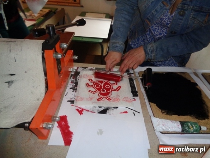 Zdjęcie w galerii na portalu naszraciborz.pl: Czeszki i Słowaczki odwiedziły raciborskie przedszkole  wiadomości z regionu