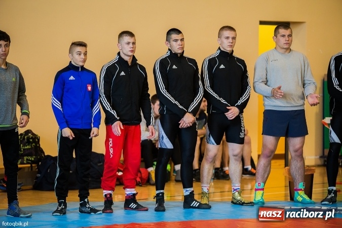 Zdjęcie w galerii na portalu naszraciborz.pl: Międzynarodowe Mistrzostwa Polski kadetów i juniorów w zapasach w stylu wolnym wiadomości z regionu