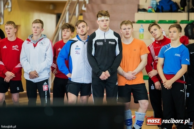Zdjęcie w galerii na portalu naszraciborz.pl: Międzynarodowe Mistrzostwa Polski kadetów i juniorów w zapasach w stylu wolnym wiadomości z regionu