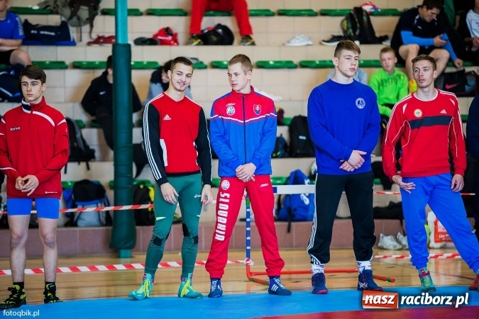 Zdjęcie w galerii na portalu naszraciborz.pl: Międzynarodowe Mistrzostwa Polski kadetów i juniorów w zapasach w stylu wolnym wiadomości z regionu
