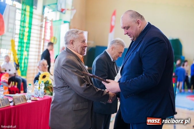 Zdjęcie w galerii na portalu naszraciborz.pl: Międzynarodowe Mistrzostwa Polski kadetów i juniorów w zapasach w stylu wolnym wiadomości z regionu