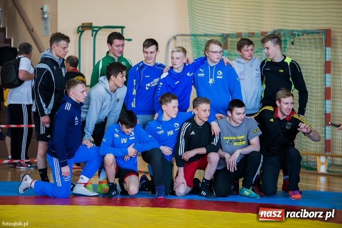 Zdjęcie w galerii na portalu naszraciborz.pl: Międzynarodowe Mistrzostwa Polski kadetów i juniorów w zapasach w stylu wolnym wiadomości z regionu