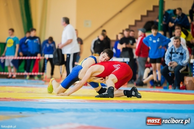 Zdjęcie w galerii na portalu naszraciborz.pl: Międzynarodowe Mistrzostwa Polski kadetów i juniorów w zapasach w stylu wolnym wiadomości z regionu