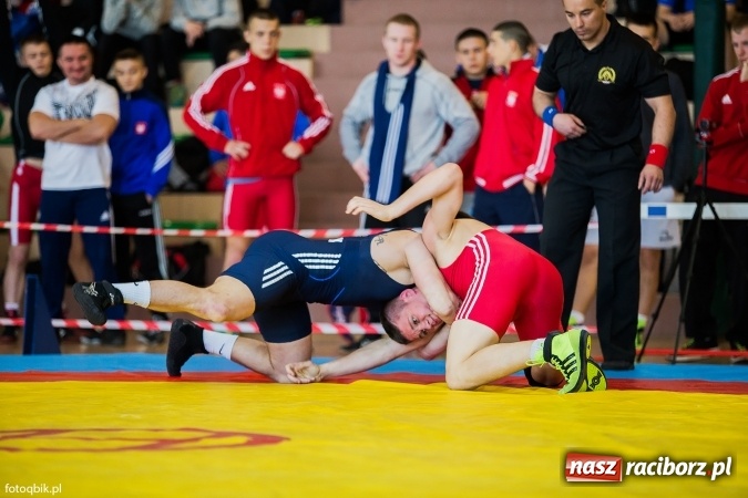 Zdjęcie w galerii na portalu naszraciborz.pl: Międzynarodowe Mistrzostwa Polski kadetów i juniorów w zapasach w stylu wolnym wiadomości z regionu