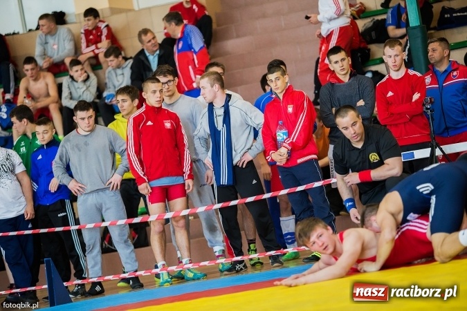 Zdjęcie w galerii na portalu naszraciborz.pl: Międzynarodowe Mistrzostwa Polski kadetów i juniorów w zapasach w stylu wolnym wiadomości z regionu