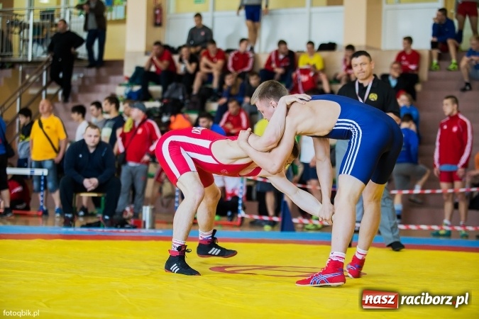 Zdjęcie w galerii na portalu naszraciborz.pl: Międzynarodowe Mistrzostwa Polski kadetów i juniorów w zapasach w stylu wolnym wiadomości z regionu