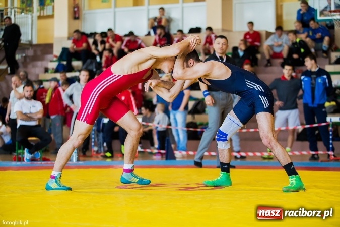 Zdjęcie w galerii na portalu naszraciborz.pl: Międzynarodowe Mistrzostwa Polski kadetów i juniorów w zapasach w stylu wolnym wiadomości z regionu