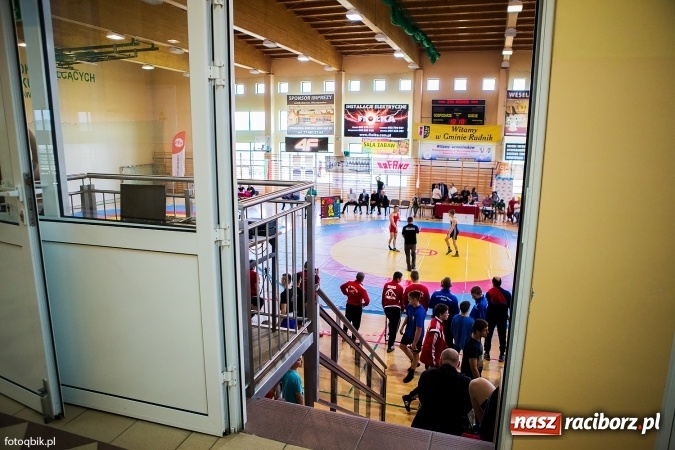 Zdjęcie w galerii na portalu naszraciborz.pl: Międzynarodowe Mistrzostwa Polski kadetów i juniorów w zapasach w stylu wolnym wiadomości z regionu