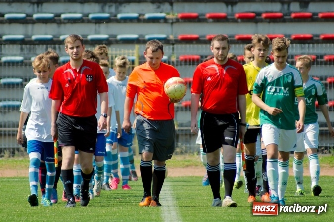 Zdjęcie w galerii na portalu naszraciborz.pl: Trampkarze Unii polegli w starciu ze Stadionem Śląskim Chorzów wiadomości z regionu