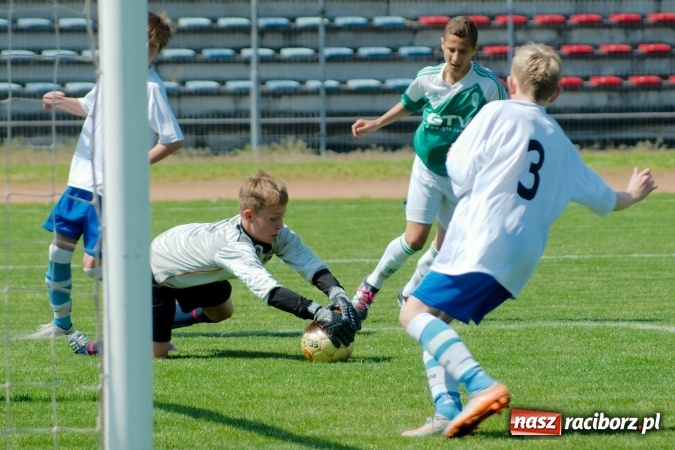 Zdjęcie w galerii na portalu naszraciborz.pl: Trampkarze Unii polegli w starciu ze Stadionem Śląskim Chorzów wiadomości z regionu