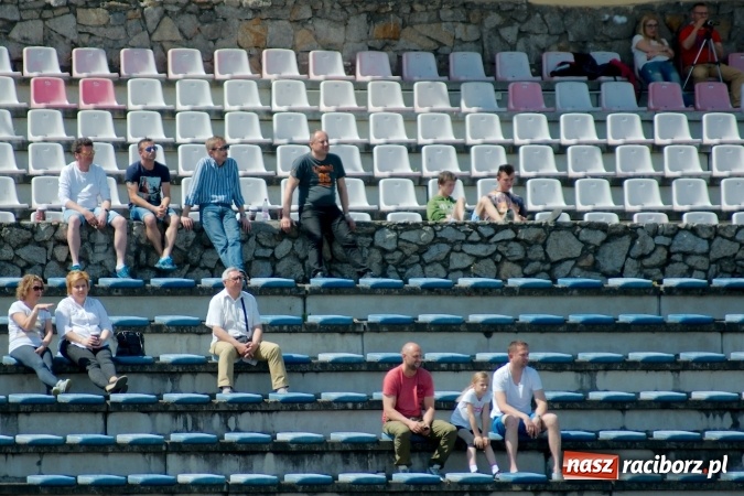 Zdjęcie w galerii na portalu naszraciborz.pl: Trampkarze Unii polegli w starciu ze Stadionem Śląskim Chorzów wiadomości z regionu
