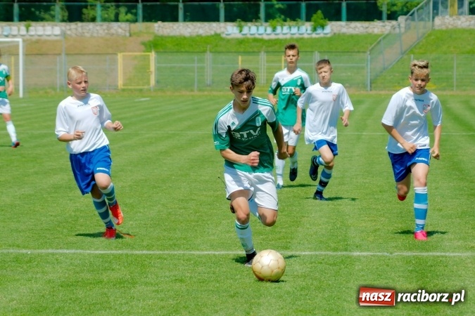 Zdjęcie w galerii na portalu naszraciborz.pl: Trampkarze Unii polegli w starciu ze Stadionem Śląskim Chorzów wiadomości z regionu