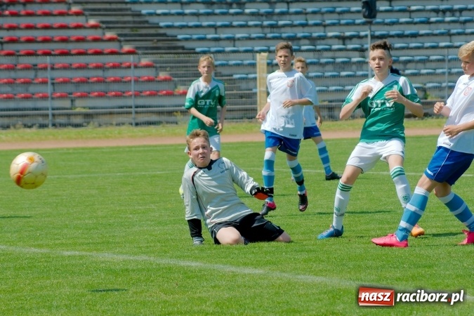 Zdjęcie w galerii na portalu naszraciborz.pl: Trampkarze Unii polegli w starciu ze Stadionem Śląskim Chorzów wiadomości z regionu