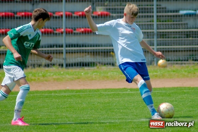 Zdjęcie w galerii na portalu naszraciborz.pl: Trampkarze Unii polegli w starciu ze Stadionem Śląskim Chorzów wiadomości z regionu
