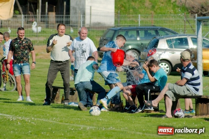 Zdjęcie w galerii na portalu naszraciborz.pl: Dziesięciu wspaniałych z Rudnika. Totalna kompromitacja Gaszowic wiadomości z regionu