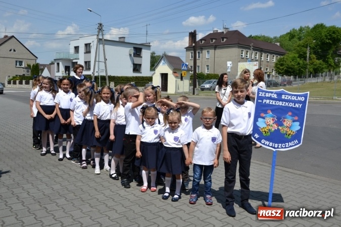 Zdjęcie w galerii na portalu naszraciborz.pl: Dziś w Owiszczach świętowano 150-lecie miejscowej szkoły wiadomości z regionu