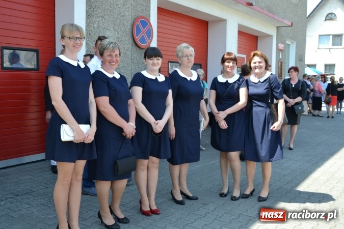 Zdjęcie w galerii na portalu naszraciborz.pl: Dziś w Owiszczach świętowano 150-lecie miejscowej szkoły wiadomości z regionu