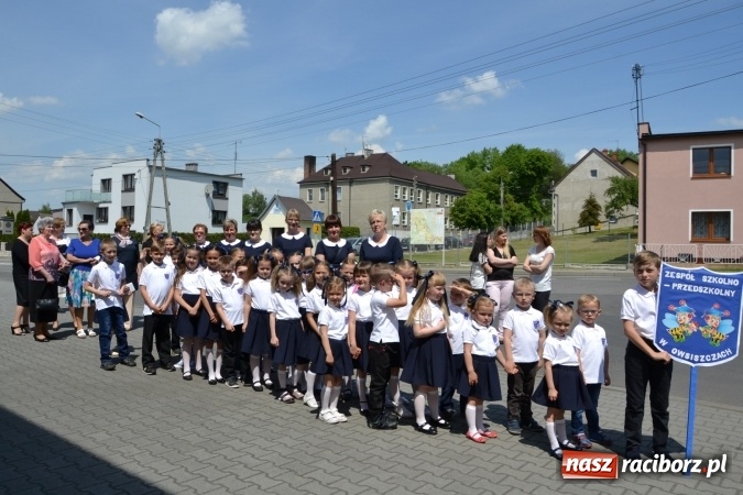 Zdjęcie w galerii na portalu naszraciborz.pl: Dziś w Owiszczach świętowano 150-lecie miejscowej szkoły wiadomości z regionu