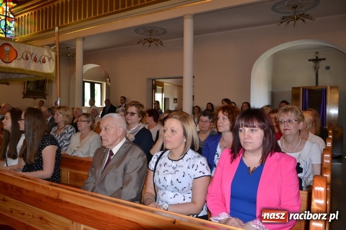 Zdjęcie w galerii na portalu naszraciborz.pl: Dziś w Owiszczach świętowano 150-lecie miejscowej szkoły wiadomości z regionu