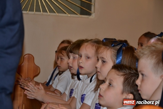 Zdjęcie w galerii na portalu naszraciborz.pl: Dziś w Owiszczach świętowano 150-lecie miejscowej szkoły wiadomości z regionu