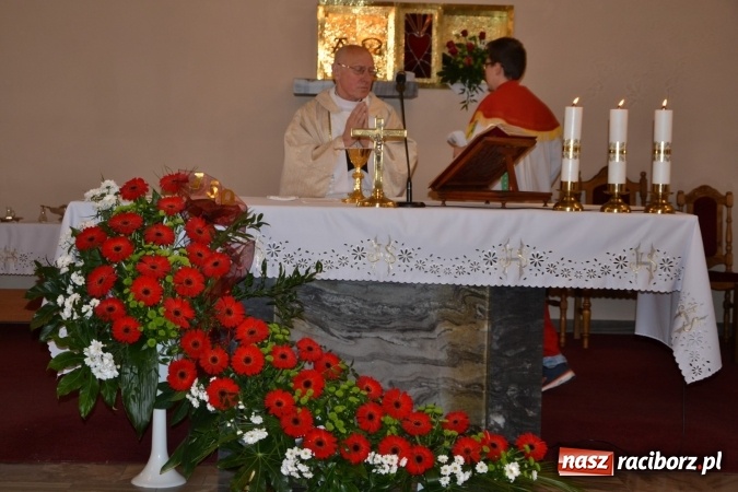 Zdjęcie w galerii na portalu naszraciborz.pl: Dziś w Owiszczach świętowano 150-lecie miejscowej szkoły wiadomości z regionu