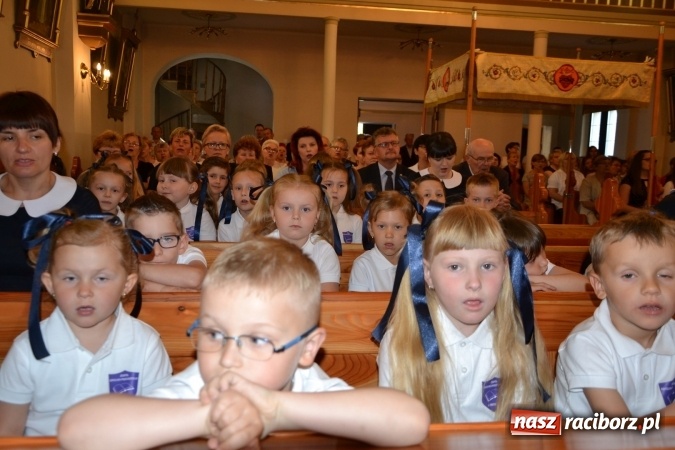 Zdjęcie w galerii na portalu naszraciborz.pl: Dziś w Owiszczach świętowano 150-lecie miejscowej szkoły wiadomości z regionu