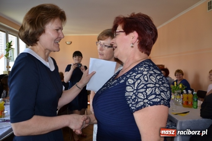 Zdjęcie w galerii na portalu naszraciborz.pl: Dziś w Owiszczach świętowano 150-lecie miejscowej szkoły wiadomości z regionu