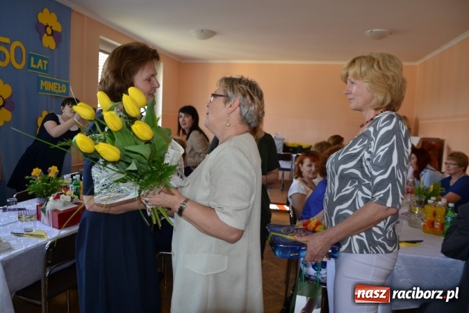 Zdjęcie w galerii na portalu naszraciborz.pl: Dziś w Owiszczach świętowano 150-lecie miejscowej szkoły wiadomości z regionu