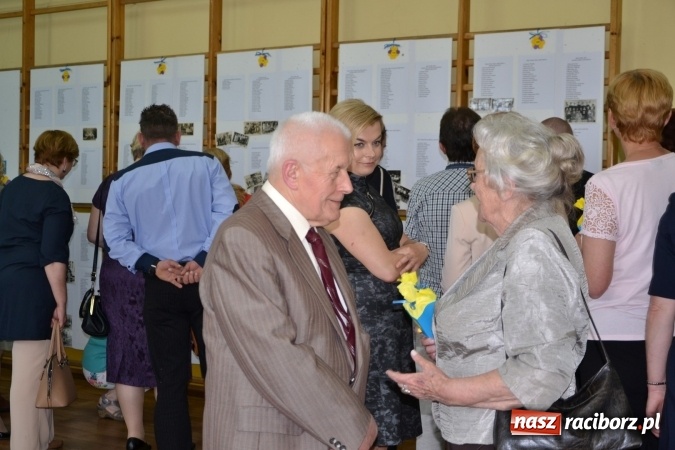 Zdjęcie w galerii na portalu naszraciborz.pl: Dziś w Owiszczach świętowano 150-lecie miejscowej szkoły wiadomości z regionu