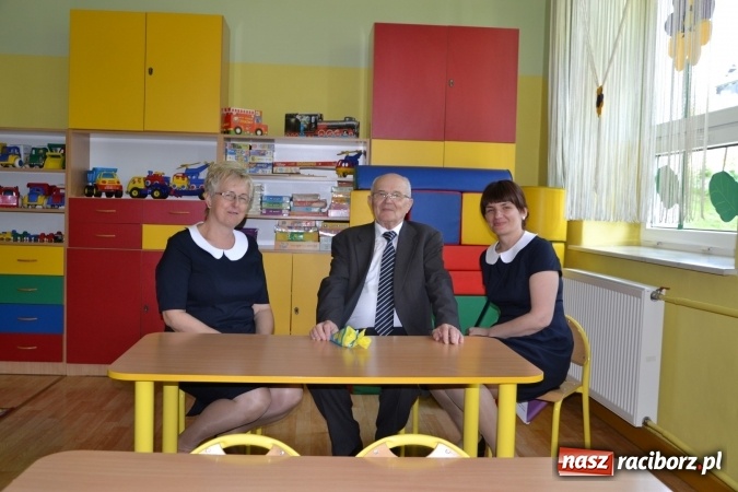 Zdjęcie w galerii na portalu naszraciborz.pl: Dziś w Owiszczach świętowano 150-lecie miejscowej szkoły wiadomości z regionu