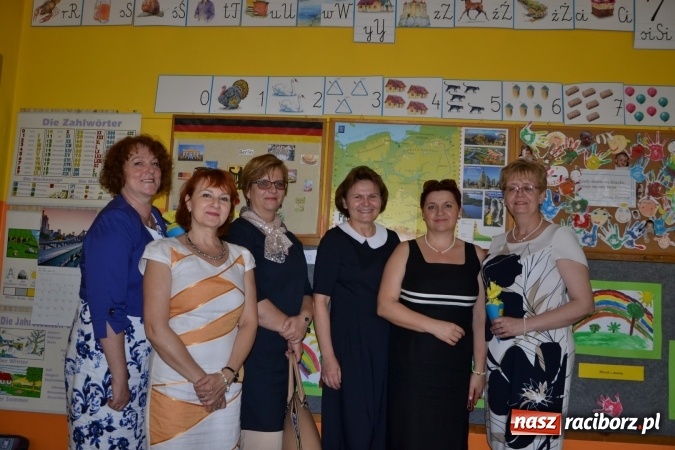 Zdjęcie w galerii na portalu naszraciborz.pl: Dziś w Owiszczach świętowano 150-lecie miejscowej szkoły wiadomości z regionu