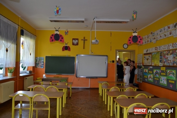 Zdjęcie w galerii na portalu naszraciborz.pl: Dziś w Owiszczach świętowano 150-lecie miejscowej szkoły wiadomości z regionu