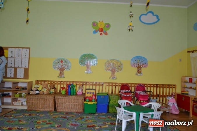 Zdjęcie w galerii na portalu naszraciborz.pl: Dziś w Owiszczach świętowano 150-lecie miejscowej szkoły wiadomości z regionu