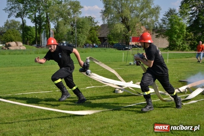 Zdjęcie w galerii na portalu naszraciborz.pl: IX Zawody Strażackie w Rudyszwałdzie. Bolesław najlepszy  wiadomości z regionu