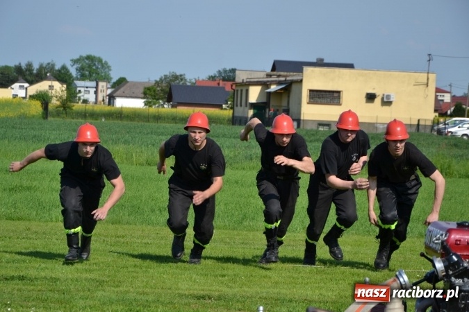 Zdjęcie w galerii na portalu naszraciborz.pl: IX Zawody Strażackie w Rudyszwałdzie. Bolesław najlepszy  wiadomości z regionu