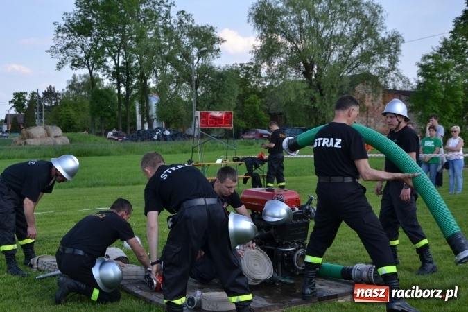 Zdjęcie w galerii na portalu naszraciborz.pl: IX Zawody Strażackie w Rudyszwałdzie. Bolesław najlepszy  wiadomości z regionu
