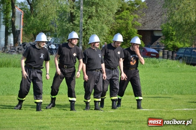 Zdjęcie w galerii na portalu naszraciborz.pl: IX Zawody Strażackie w Rudyszwałdzie. Bolesław najlepszy  wiadomości z regionu