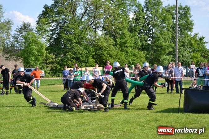 Zdjęcie w galerii na portalu naszraciborz.pl: IX Zawody Strażackie w Rudyszwałdzie. Bolesław najlepszy  wiadomości z regionu