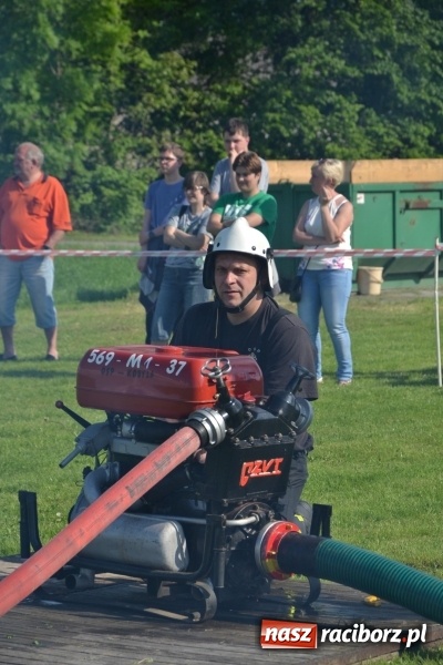 Zdjęcie w galerii na portalu naszraciborz.pl: IX Zawody Strażackie w Rudyszwałdzie. Bolesław najlepszy  wiadomości z regionu