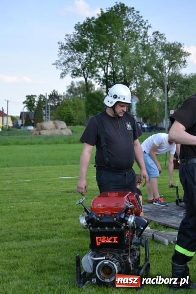 Zdjęcie w galerii na portalu naszraciborz.pl: IX Zawody Strażackie w Rudyszwałdzie. Bolesław najlepszy  wiadomości z regionu