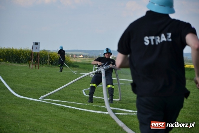 Zdjęcie w galerii na portalu naszraciborz.pl: IX Zawody Strażackie w Rudyszwałdzie. Bolesław najlepszy  wiadomości z regionu
