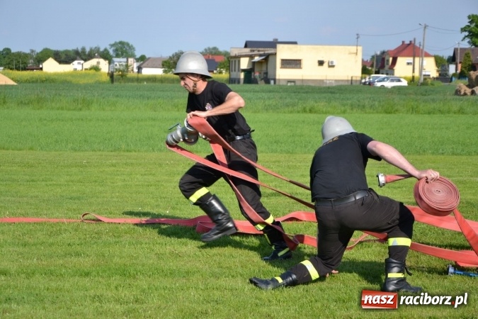 Zdjęcie w galerii na portalu naszraciborz.pl: IX Zawody Strażackie w Rudyszwałdzie. Bolesław najlepszy  wiadomości z regionu