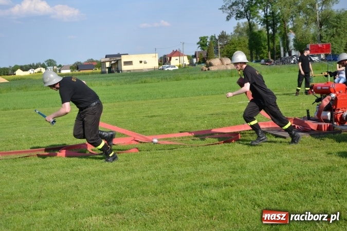 Zdjęcie w galerii na portalu naszraciborz.pl: IX Zawody Strażackie w Rudyszwałdzie. Bolesław najlepszy  wiadomości z regionu