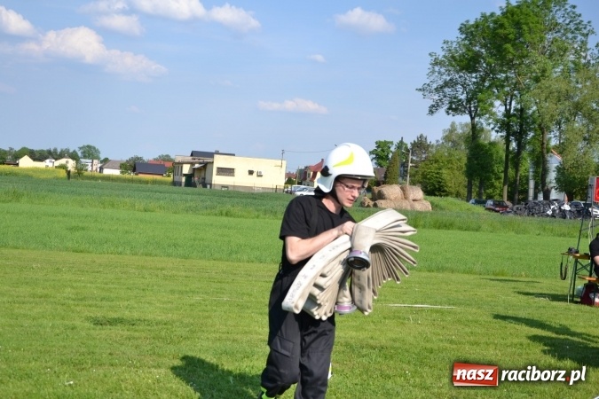 Zdjęcie w galerii na portalu naszraciborz.pl: IX Zawody Strażackie w Rudyszwałdzie. Bolesław najlepszy  wiadomości z regionu