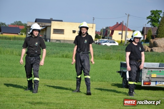 Zdjęcie w galerii na portalu naszraciborz.pl: IX Zawody Strażackie w Rudyszwałdzie. Bolesław najlepszy  wiadomości z regionu